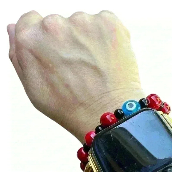 Handmade red & black evil eye protection bracelet 7” stretchy - Picture 3 of 5